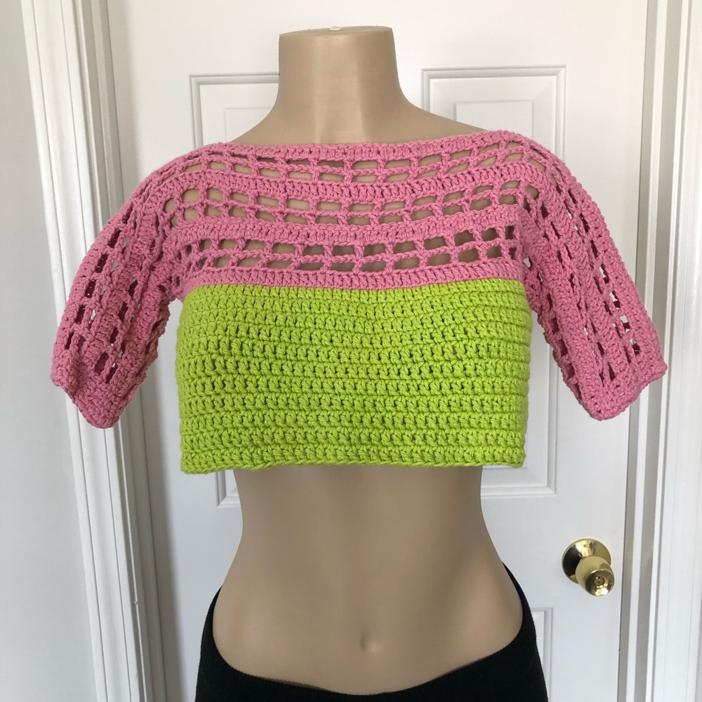 HANDMADE crochet crop top